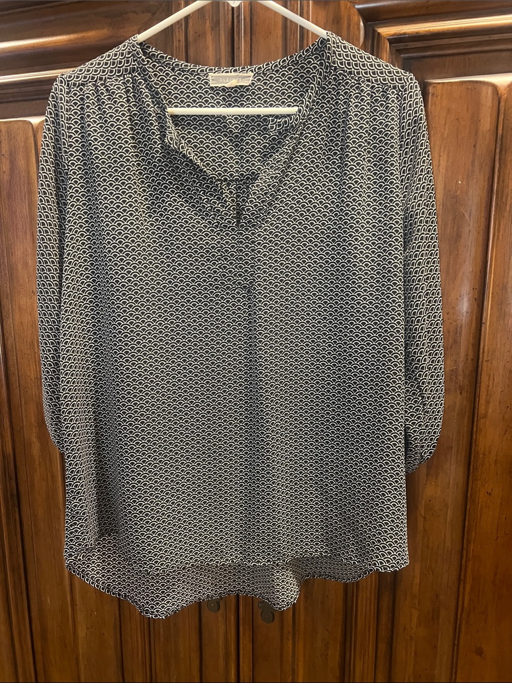 Pleione Black and White Printed Split-Neck Blouse